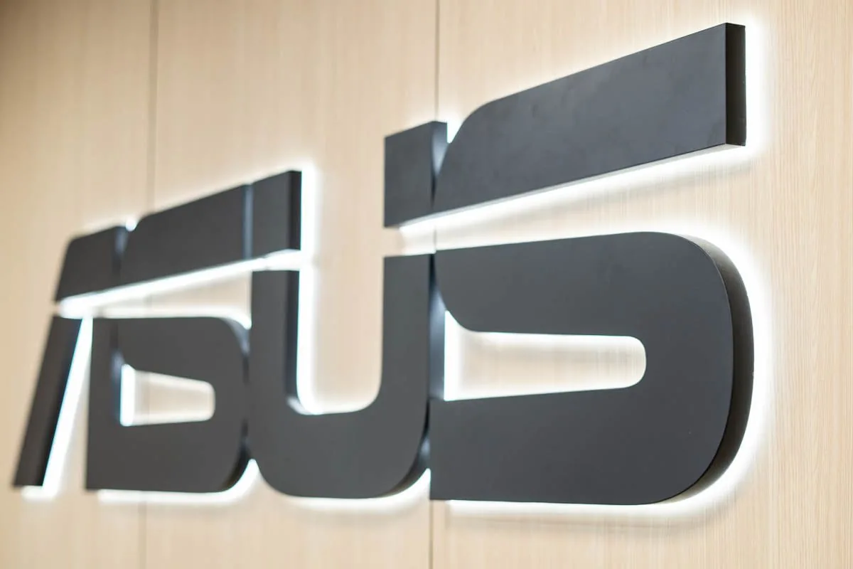 ASUS — Repair Center & Back Office — 05